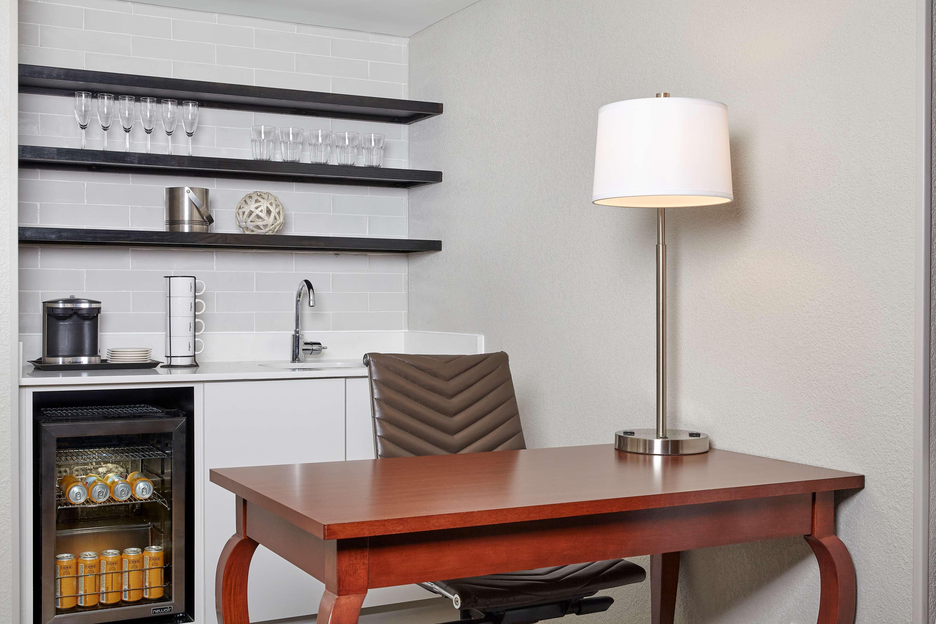 Doubletree Suites By Hilton Nashville Airport Luaran gambar