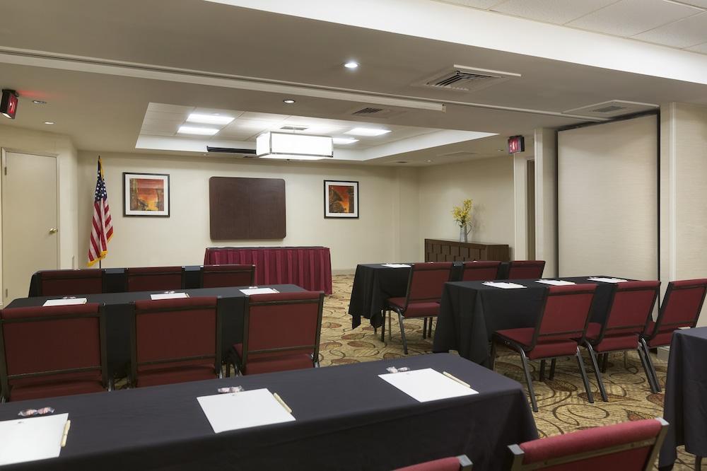 Doubletree Suites By Hilton Nashville Airport Luaran gambar