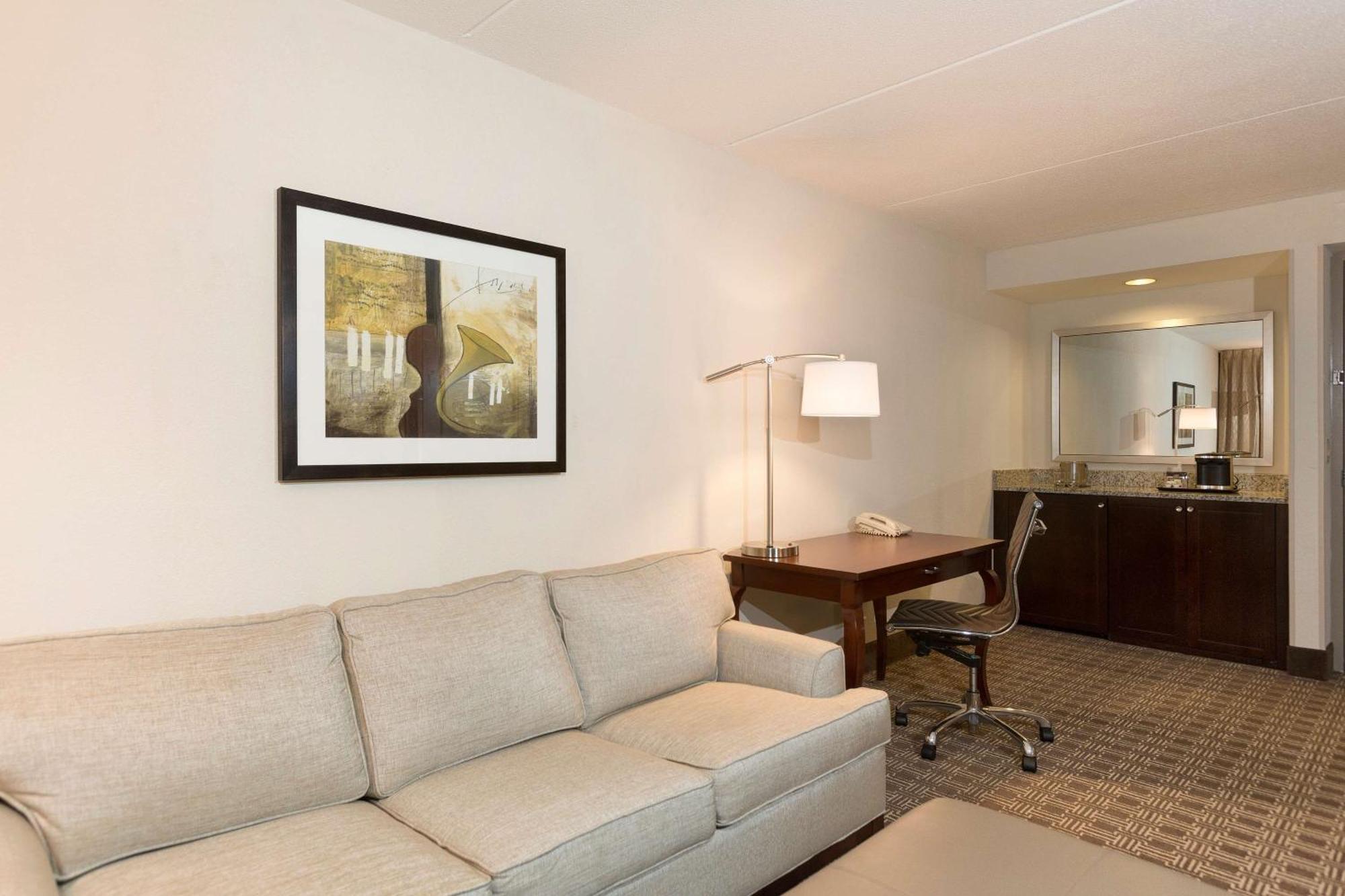 Doubletree Suites By Hilton Nashville Airport Luaran gambar