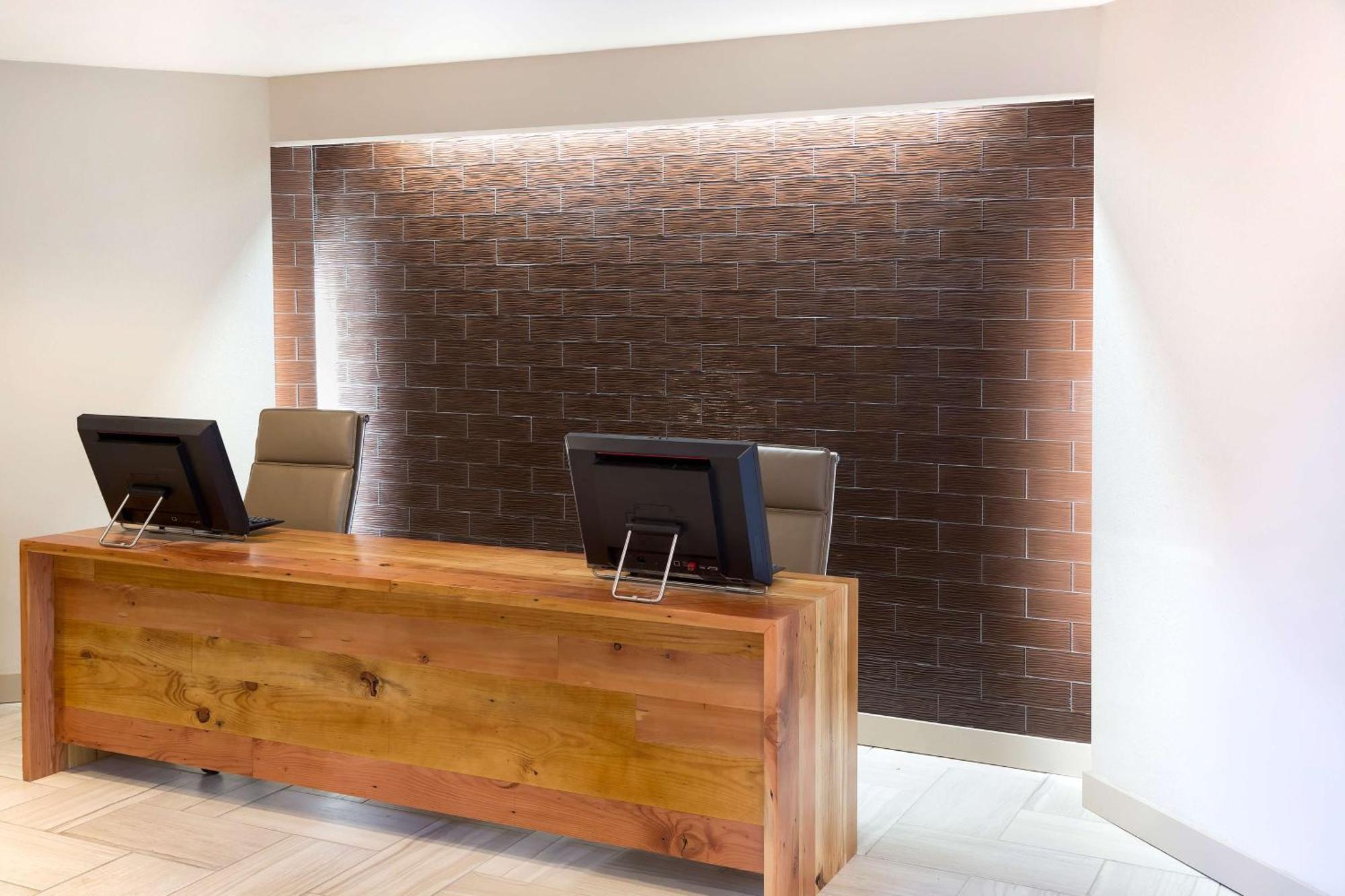 Doubletree Suites By Hilton Nashville Airport Luaran gambar
