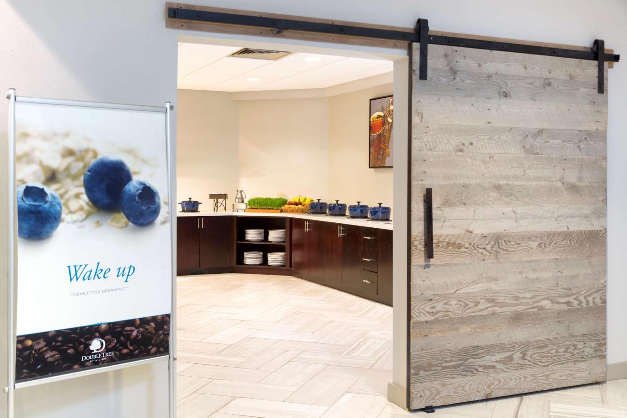 Doubletree Suites By Hilton Nashville Airport Luaran gambar